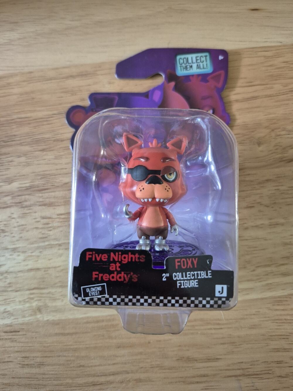 Jazwares Five Nights At Freddy’s 2” Creepy Mini Figure Foxy Glowing Eyes S33
